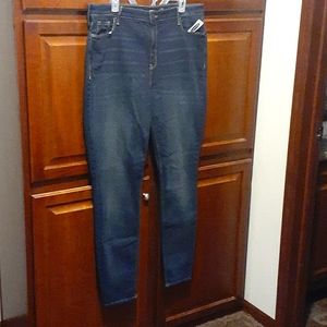 Old Navy Rockstar Super Skinny High Rise Jeans